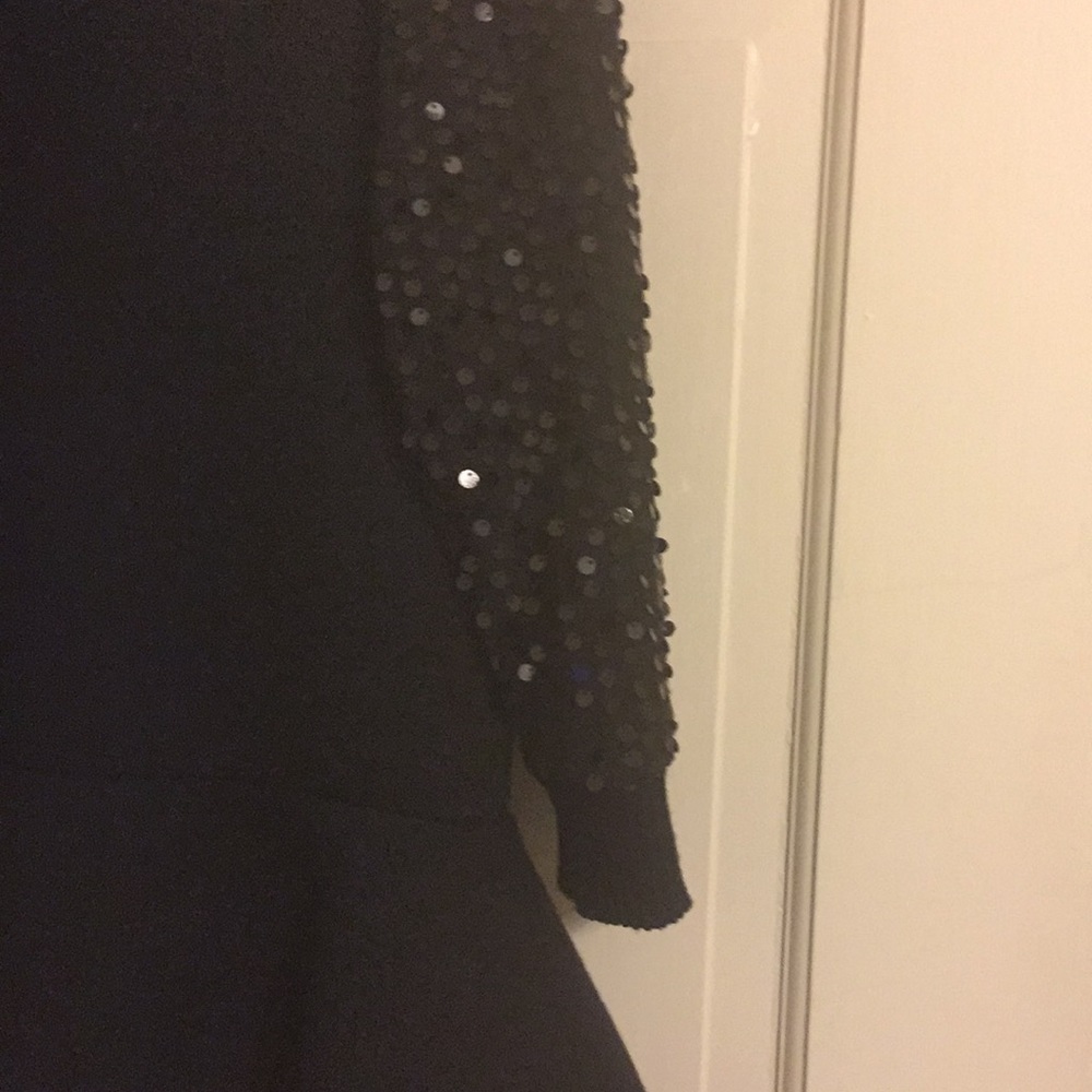 Top - Picture 3 of 4